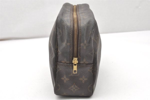 Auth Louis Vuitton Monogram Trousse Toilette 28 Clutch Hand Bag M47522 LV 3324K For Sale