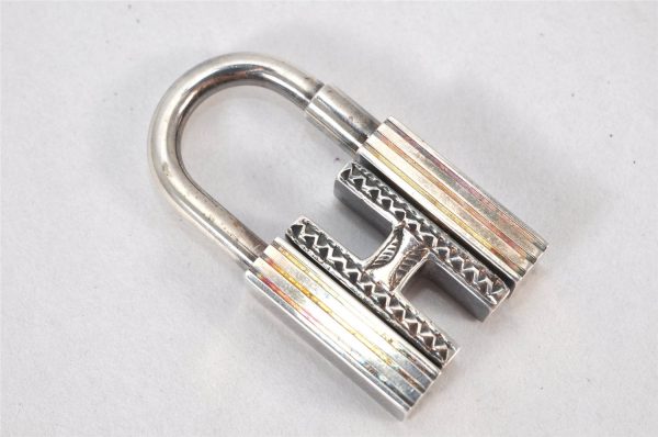 Authentic HERMES TOUAREG Cadena Padlock Silver 925 Box 4716K For Discount