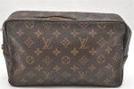 Auth Louis Vuitton Monogram Trousse Toilette 28 Clutch Hand Bag LV Junk 7373K Hot on Sale