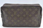 Auth Louis Vuitton Monogram Trousse Toilette 28 Clutch Hand Bag Old Model K8383 For Sale