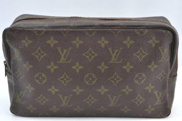 Auth Louis Vuitton Monogram Trousse Toilette 28 Clutch Hand Bag Old Model K8383 For Sale