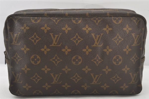 Auth Louis Vuitton Monogram Trousse Toilette 28 Clutch Hand Bag Old Model 5954K Online now