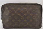 Auth Louis Vuitton Monogram Trousse Toilette 28 Clutch Hand Bag M47522 LV 6864K For Sale