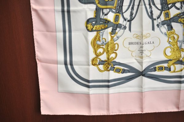 Authentic HERMES Carre 90 Scarf  BRIDES de GALA par  Silk Pink K8633 Fashion